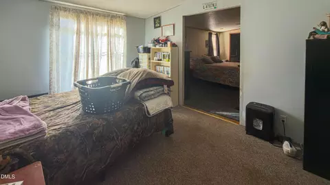 8800 Spring Meadow Dr, Hickory, NC 28601 photo 9