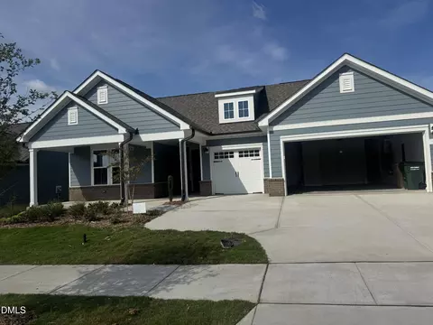 58 E Araco Dr, Clayton, NC 27520