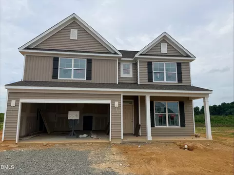 80 Quilting Dr #210, Benson, NC 27504