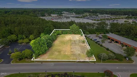 367 Venture Dr, Smithfield, NC 27577