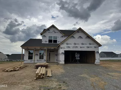 71 Quilting Dr #196, Benson, NC 27504