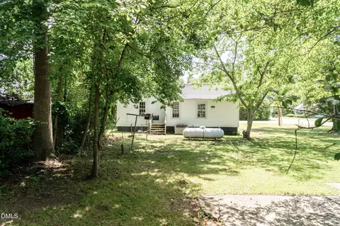 Exterior - 101 E Reason St, Pinetops, NC 27864 photo 5 of 7