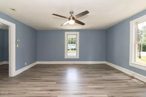 Living - 101 E Reason St, Pinetops, NC 27864 photo 2 of 4