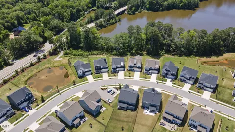 2426 Heron Watch Pl, Fuquay Varina, NC 27526