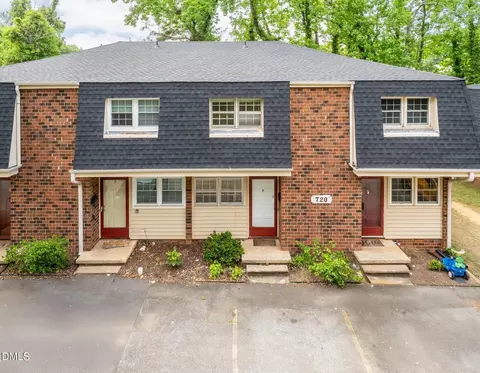 720 Shawnee Dr #B, Burlington, NC 27215