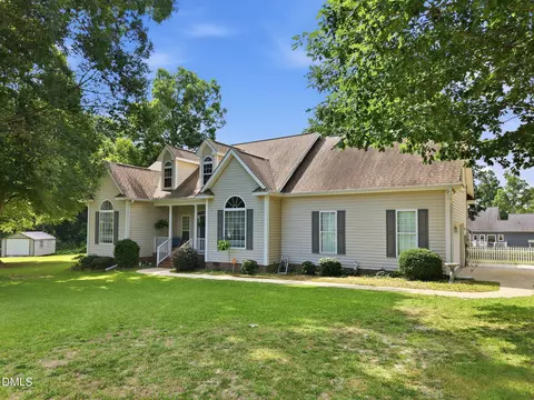 108 Kings Ct, Garner, NC 27529 photo 4