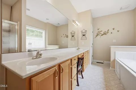 108 Kings Ct, Garner, NC 27529 photo 14