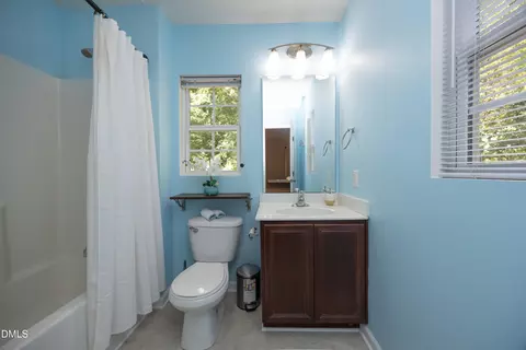 Bath - 222 Ruby Ridge Rd, Durham, NC 27703 photo 2 of 3