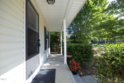 Exterior - 222 Ruby Ridge Rd, Durham, NC 27703 photo 2 of 8