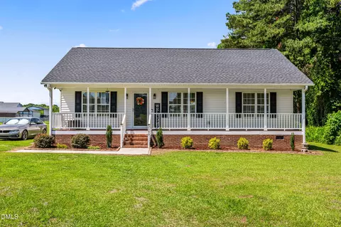 2299 Polenta Rd, Clayton, NC 27520