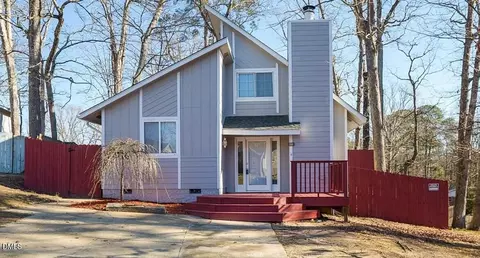 6008 Harmon Pl, Fayetteville, NC 28314