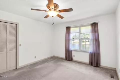 Bedroom - 200 Edgewater Dr, Broadway, NC 27505 photo 6 of 10