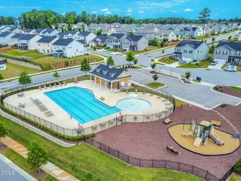 Exterior - 3334 Longleaf Estates Dr, Raleigh, NC 27616 photo 2 of 6