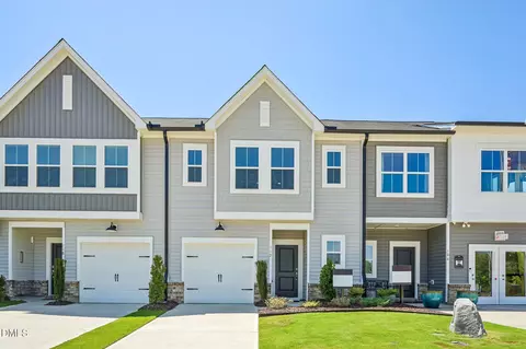 112 Barley Field Dr, Clayton, NC 27520