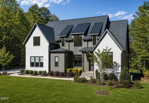 8008 Wexford Waters Ln, Wake Forest, NC 27587