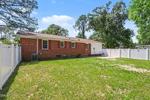 Exterior - 103 Weldon Dr, Dudley, NC 28333 photo 4 of 10