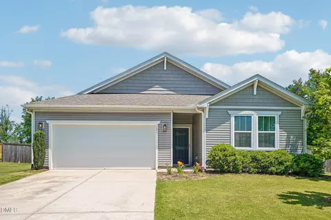 121 Rawls Mdw, Fuquay Varina, NC 27526