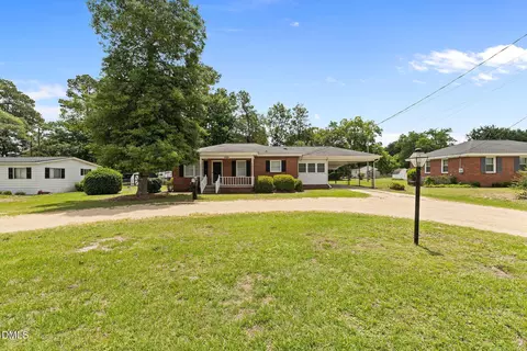 1922 N Berkeley Blvd, Goldsboro, NC 27534