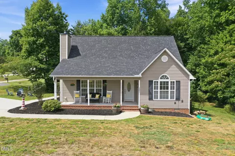 3993 Yount Ct, Burlington, NC 27215
