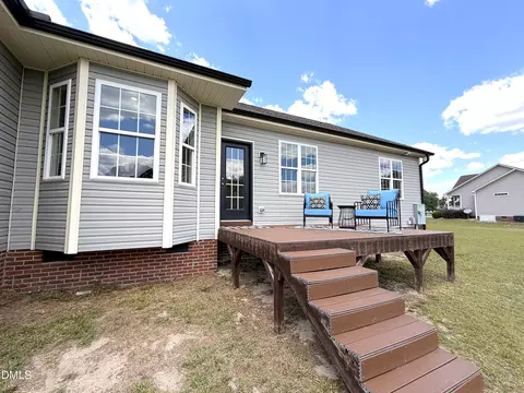 Exterior - 175 Watersedge Ln, Smithfield, NC 27577 photo 6 of 11