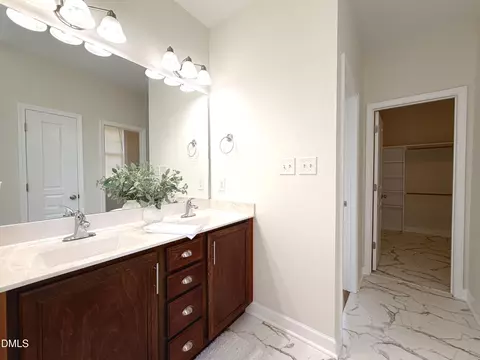 Bath - 175 Watersedge Ln, Smithfield, NC 27577 photo 5 of 5