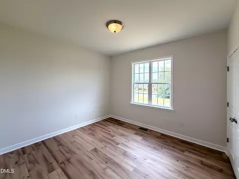 Bedroom - 175 Watersedge Ln, Smithfield, NC 27577 photo 3 of 4
