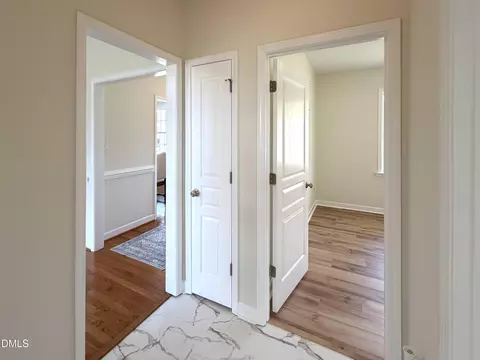 Entry Way - 175 Watersedge Ln, Smithfield, NC 27577 photo 2 of 3