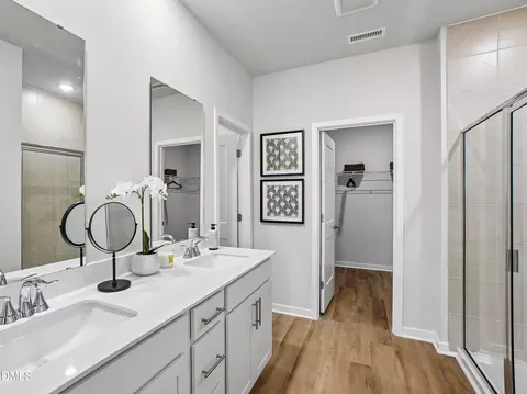 Bath - 2139 Topsail Rd, Durham, NC 27704 photo 1 of 4