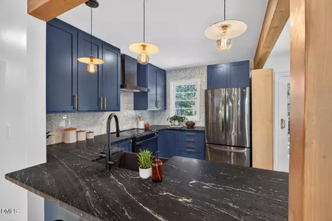 Kitchen - 312 Dacian Ave, Durham, NC 27701 photo 4 of 6