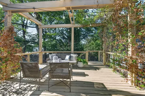 Exterior - 312 Dacian Ave, Durham, NC 27701 photo 8 of 27
