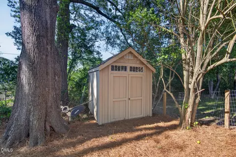 Exterior - 312 Dacian Ave, Durham, NC 27701 photo 16 of 27