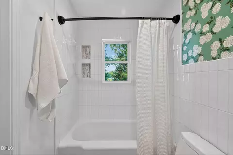 Bath - 312 Dacian Ave, Durham, NC 27701 photo 6 of 7