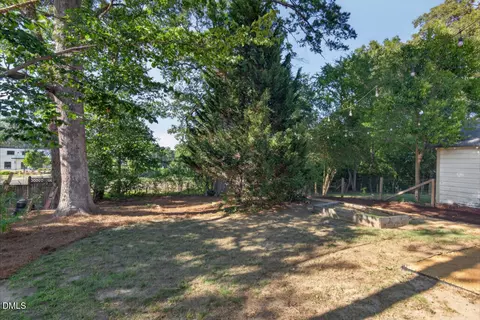Exterior - 312 Dacian Ave, Durham, NC 27701 photo 20 of 27