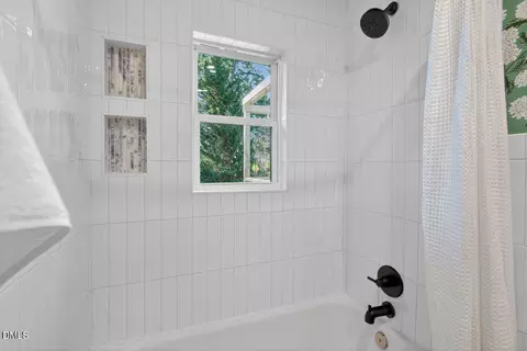 Bath - 312 Dacian Ave, Durham, NC 27701 photo 7 of 7