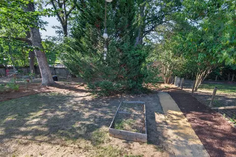 Exterior - 312 Dacian Ave, Durham, NC 27701 photo 22 of 27