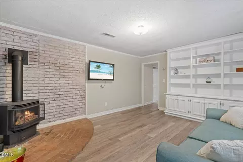 3109 Manor Ridge Dr, Raleigh, NC 27603