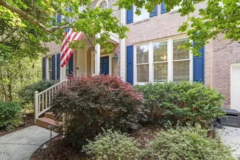 403 Cranborne Ln, Cary, NC 27519