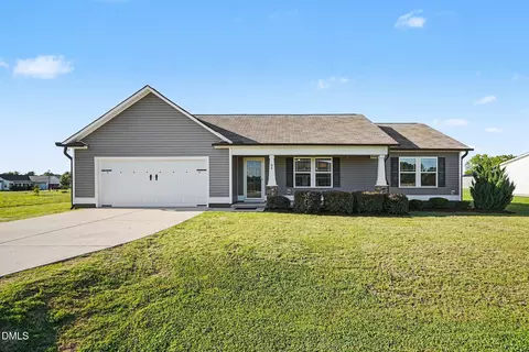 84 Beaver Tavern Dr, Benson, NC 27504