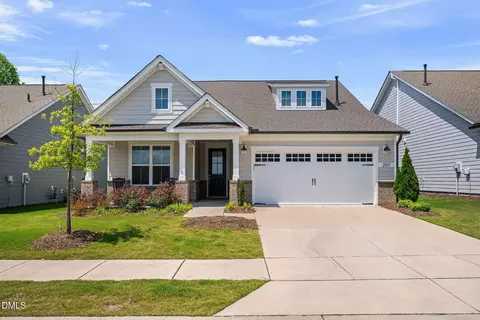 2117 Bigleaf Maple Run, Fuquay Varina, NC 27526