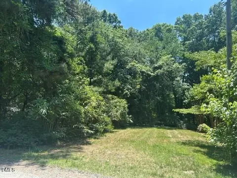121 Justice St, Chapel Hill, NC 27516