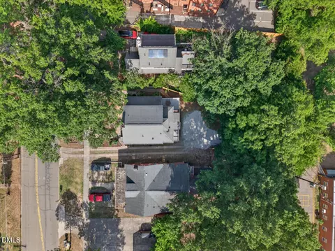 View/Area - 321 W Trinity Ave, Durham, NC 27701 photo 2 of 2