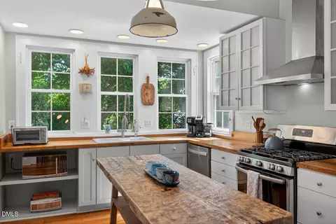 Kitchen - 321 W Trinity Ave, Durham, NC 27701 photo 4 of 7