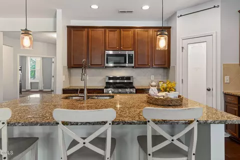 Kitchen - 1308 Double Oak Ln, Willow Spring, NC 27592 photo 4 of 9
