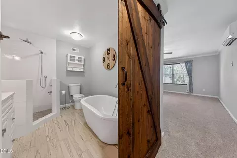 Bath - 1308 Double Oak Ln, Willow Spring, NC 27592 photo 4 of 9