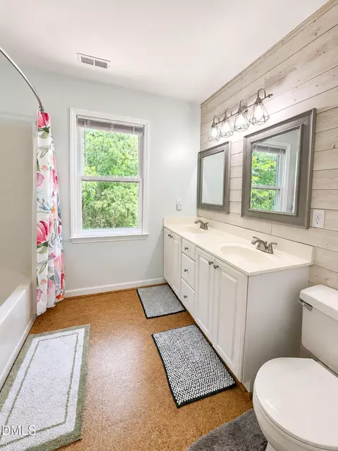 Bath - 6220 Daybreak Dr, Wake Forest, NC 27587 photo 2 of 3