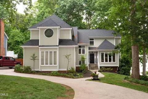 813 Vestavia Woods Drive Dr, Raleigh, NC 27615