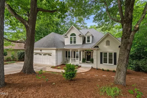 103 Highlands Lake Dr, Cary, NC 27518