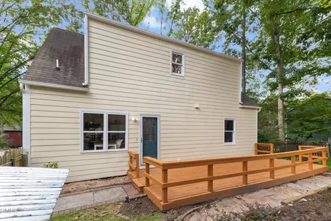 Exterior - 1412 Valley Run, Durham, NC 27707 photo 6 of 7