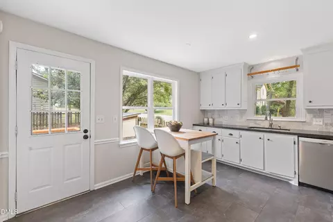 Kitchen - 1412 Valley Run, Durham, NC 27707 photo 5 of 5