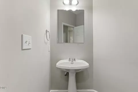Bath - 808 Siena Dr, Wake Forest, NC 27587 photo 1 of 5